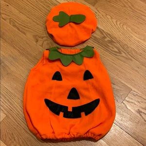 Pottery Barn Kids pumpkin costume 12-24 months